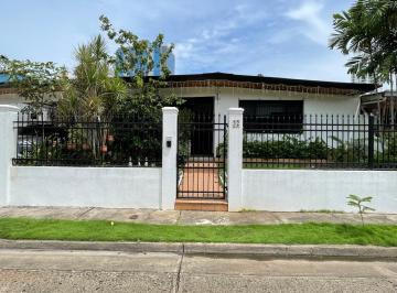 Casa de 3 habitaciones, Panamá · Venta de Casa en San Francisco, 626 m² de Terreno y 471 m² de Construcción