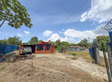 Casa de 3 habitaciones, Barú · Oferta! Casa en Lote de 1,626 m² en Flor de Lima, Puerto Armuelles