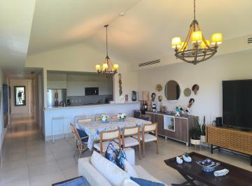 Apartamento · 3 Recámaras · 2 Estacionamientos · Alquiler de Apartamento Amoblado en Buenaventura