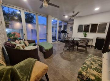 Casa de 3 habitaciones, Panamá · Vendo Casa Remodelada en La Fontana Chanis