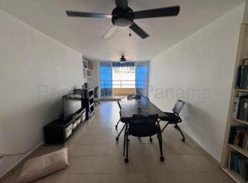 Sala comedor · Cerca del Atlapa, Cómodo Apartamento de 2r/2b