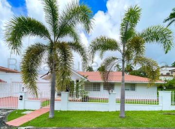 Casa de 4 habitaciones, Arraiján · Se Alquila Bella Casa en Howard, Panamá Pacifico