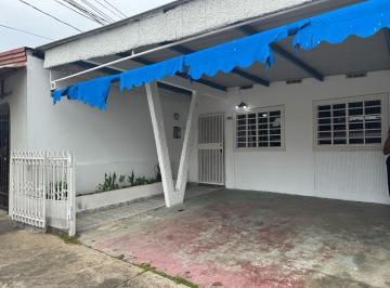 Casa · 160m² · 4 Recámaras · Casa en Alquiler Linda Vista