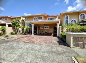 Casa de 3 habitaciones, Panamá · Castel Novo Chanis - Casa en Venta