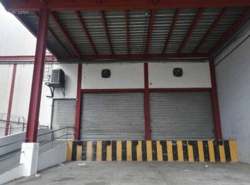 Bodega-Galpón-Depósito · 1800m² · 4 Estacionamientos · Alquiler Bodega en Parque Industrial Costa del Este 1,800 m² Pt