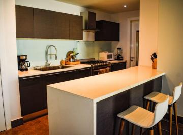 Apartamento · 180m² · 2 Recámaras · 1 Estacionamientos · Alquiler de Apartamento en La Balboa PH Yoo