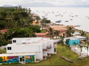 Hotel de 10 habitaciones, Chame · Venta de Hotel + Terreno Frente Al Mar en Punta Chame 2.250 m²