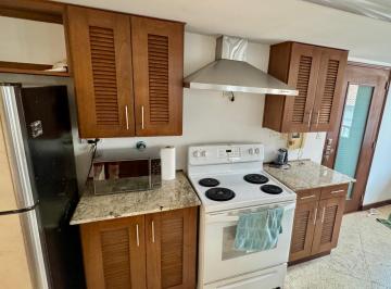 Apartamento de 1 habitación, Panamá · San Felipe – Casco Viejo: Amoblado, Apartamento con Balcón, de 1 Recámara