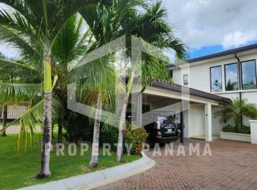 Casa de 4 habitaciones, Antón · Residencia de Lujo en Venta – Proyecto Laguna en Buenaventura