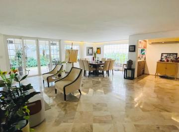 Casa de 3 habitaciones, Panamá · Venta de Casa en Altos de Golf