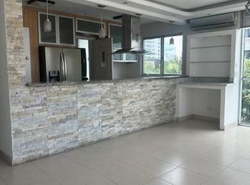Apartamento de 3 habitaciones, Panamá · Se Vende Apartamento en San Francisco