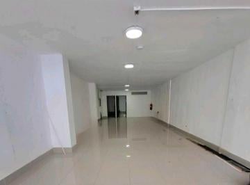 Oficina comercial · 180m² · 2 Recámaras · 2 Estacionamientos · Alquiler de Local en Edificio Angel, Bella Vista
