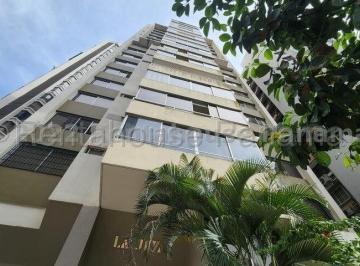 Apartamento de 2 habitaciones, Panamá · Apartamento en Venta en Punta Paitilla