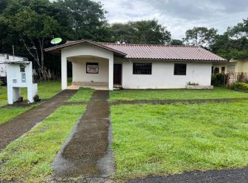 Casa de 2 habitaciones, Dolega · Banco Vende Casa en Residencial Los Senderos en Dolega