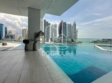 Apartamento · 320m² · 3 Recámaras · 2 Estacionamientos · Alquiler de Apartamento en PH Sea Point