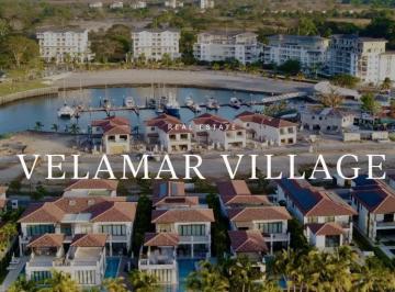 Casa · 539m² · 5 Recámaras · 3 Estacionamientos · Venta de Casa de Playa en Buenaventura, Velamar Village