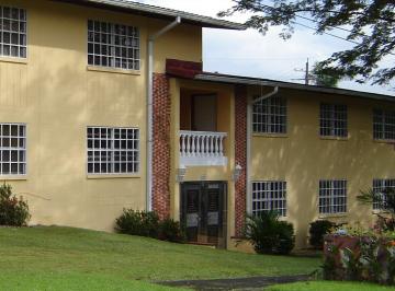 Edificio de 6 habitaciones, Panamá · Se Vende Edifico de 4 Apartamentos en Clayton