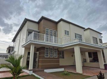 Casa de 3 habitaciones, San Miguelito · Casa en Venta en Brisas del Golf