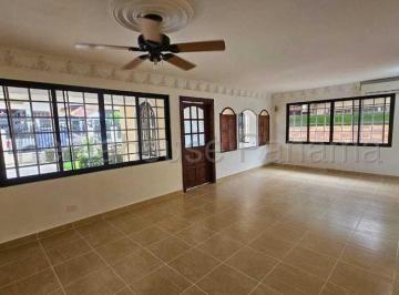 Casa de 5 habitaciones, Panamá · Venta de Casa en San Francisco