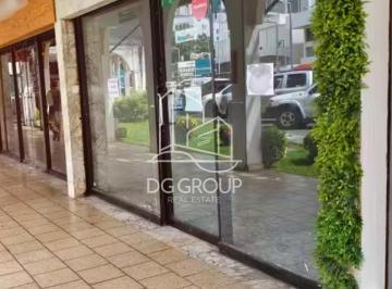 Local comercial · 80m² · 1 Estacionamientos · Alquiler de Local en Bella Vista El Cangrejo