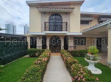 Casa de 5 habitaciones, Panamá · En Venta Casa en San Francisco Lht