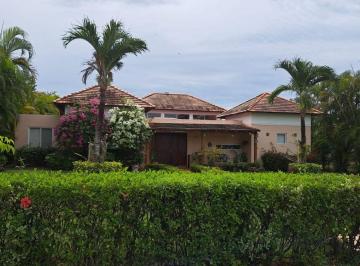 Casa de 5 habitaciones, Playas · Venta Casa Amoblada Farallon