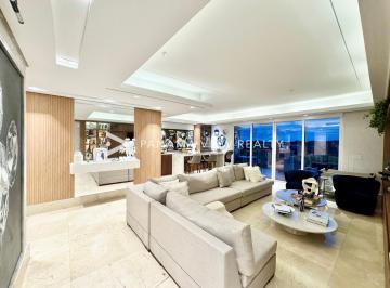 Apartamento · 300m² · 4 Recámaras · 3 Estacionamientos · The Reserve / Santa Maria / Venta
