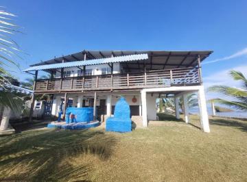 Casa · 403m² · 5 Recámaras · Venta Casa en Colon Santa Isabel Barrio Viento Frio (Gs)