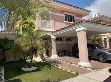 Casa de 3 habitaciones, Panamá · Venta de Casa en Altos del Country, Altos de Panama Hq