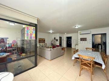 Apartamento de 3 habitaciones, Panamá · Apartamento en Costa del Este PH Parque del Mar en Venta