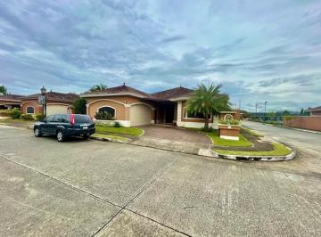 Casa de 4 habitaciones, Panamá · Venta Casa Costa Sur Espectacular