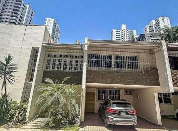 Casa de 3 habitaciones, Panamá · Casa en Alquiler en San Francisco