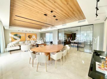 Casa · 750m² · 5 Recámaras · 3 Estacionamientos · Velamar / Buenaventura / Venta
