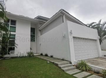 Casa de 3 habitaciones, Panamá · Casa en Venta en Altos de Panama