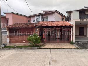 Casa de 3 habitaciones, San Miguelito · Casa en Venta en El Crsisol Jack