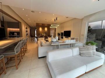 Casa de 4 habitaciones, Panamá · Vendo Casa en Costa Sur
