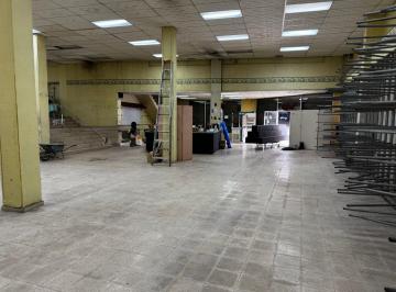 Local comercial · 1485m² · Local Comercial en Av Central (Id 13373)