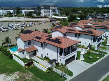 Casa · 609m² · 4 Recámaras · 4 Estacionamientos · Venta de Casa en Buenaventura, Río Hato