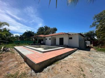 Casa de 3 habitaciones, Pedasí · Se Vende Casa en Pedasi con Piscina