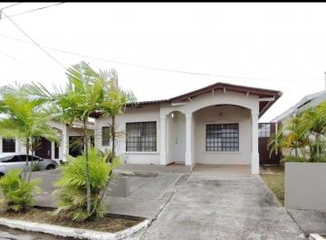 Casa · 159m² · 3 Recámaras · 2 Estacionamientos · Urb. Montelimar La Chorrera Casa en Venta Remodelada