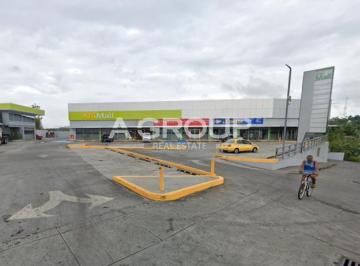 Edificio · 1819m² · 50 Estacionamientos · Plaza Comercial - La Cabima - Se Vende Centro Comercial
