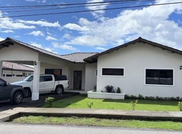 Casa de 2 habitaciones, David · San Carlitos David Chiriqui Casa en Alquiler