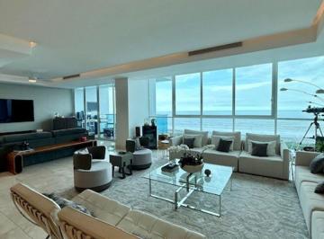 Apartamento de 4 habitaciones, Panamá · Apartamento Alquiler Frente Al Mar con 4 Habitaciones, Impecable, Costa del Este