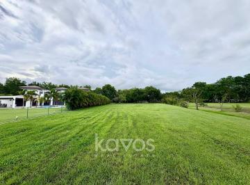 Terreno / Lote · 3707m² · Terreno en Buenaventura Frente Al Club de Golf - Venta