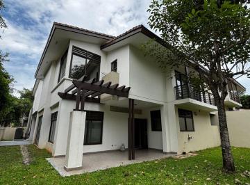 Casa de 4 habitaciones, Arraiján · Casa en Venta en Panamá Pacífico, P. H. Nativa