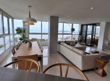 Apartamento de 3 habitaciones, Panamá · Sobre Las Rocas. 416 m 3r 3b Den 4est Remodelado $560,000.00neg