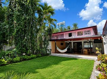 Casa de 4 habitaciones, Panamá · Venta de Casa en Marbella, 320 m² de Terreno y 300 m² de Construcción