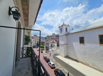 Apartamento de 2 habitaciones, Panamá · Venta de Apartamento en El Casco Antiguo con Rooftop