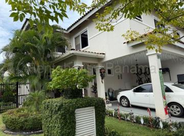 Casa de 3 habitaciones, Arraiján · Vendo Casa en Panama Pacifico