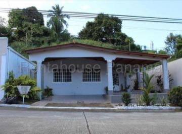 Casa de 4 habitaciones, San Miguelito · Casa en Venta en Brisas del Golf